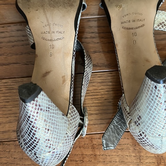 Roberto Capucci Genuine Leather Shoes - Picture 6 of 8